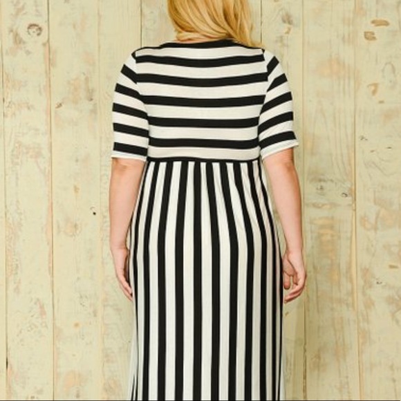 🖤🆕Berkley Black/White Plus Striped MaxiDress NWT - Picture 4 of 8